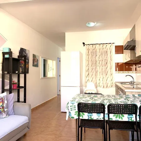 Bonito Apartamento Con Piscina En Colina Ii, Los Cristianos Los Cristianos (Tenerife)